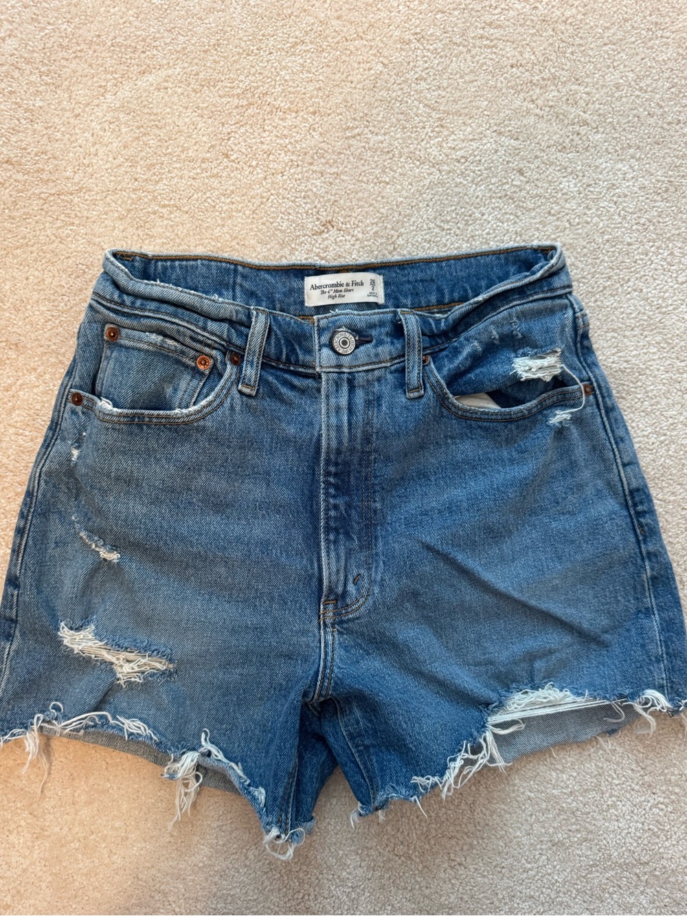 A&F Curve Love High Rise Mom Short